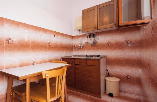 Jadrtovac Apartment | One bedroom Apartment Bajan A2 near the beach