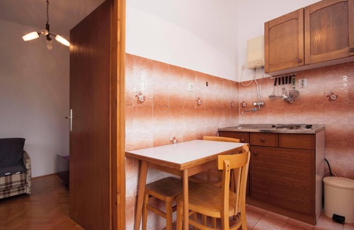 Jadrtovac Apartment | One bedroom Apartment Bajan A2 near the beach