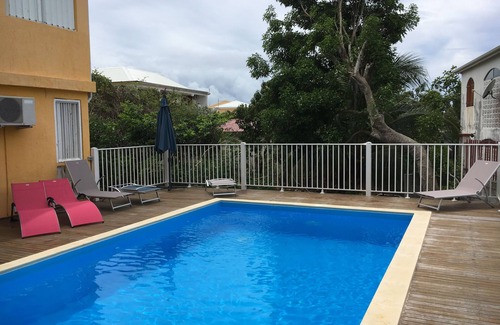 L'Houezel Apartment | One-Bedroom Apartment, Pool, Gosier