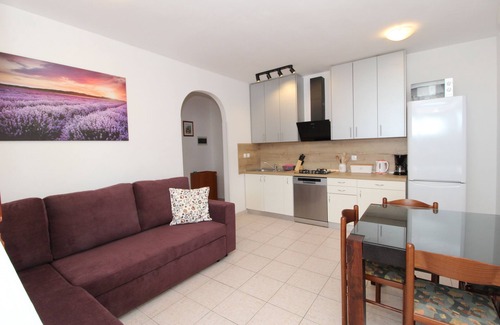 Kolan Apartment | One bedroom apartment near beach Mandre, Pag (A-6284-a)