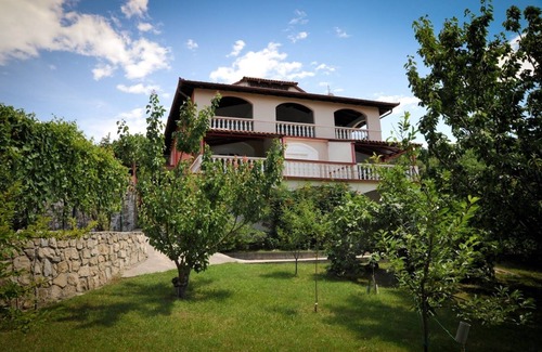 Lopar Apartment | One bedroom apartment with terrace and sea view Lopar, Rab (A-18001-b)