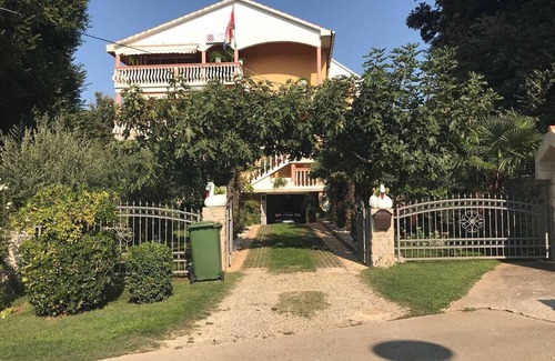 Zaton Apartment | One bedroom apartment with terrace Zaton, Zadar (A-12988-d)