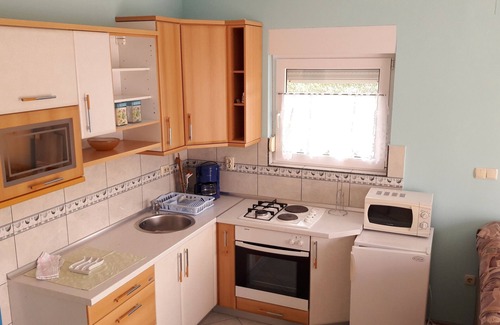 Rab Town Apartment | One bedroom apartment with terrace and sea view Supetarska Draga - Donja, Rab (A-2022-b)