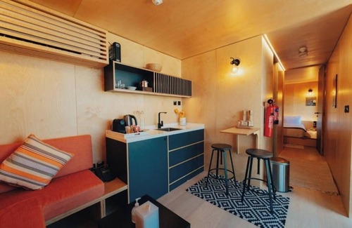 Al Mirfa Cabin | One Bedroom Cabin Near Al Mugheirah Bay Abu Dhabi