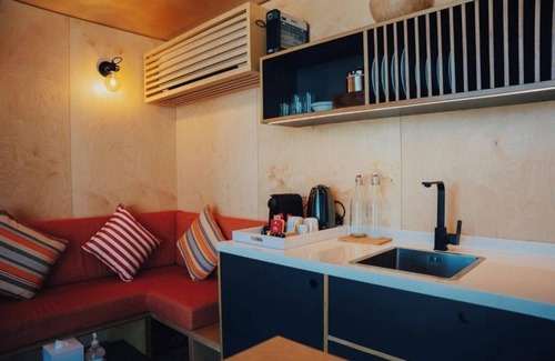 Al Mirfa Cabin | One Bedroom Cabin Near Al Mugheirah Bay Abu Dhabi