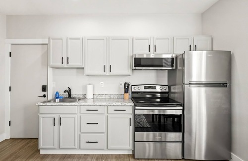 Great Falls Apartment | One Bedroom Corner Unit - Lots of Light!