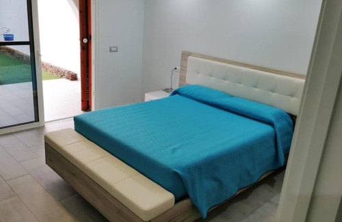 El Madronal Apartment | One bedroom appartement at Playa de la Americas 500 m away from the beach with shared pool enclosed garden and wifi