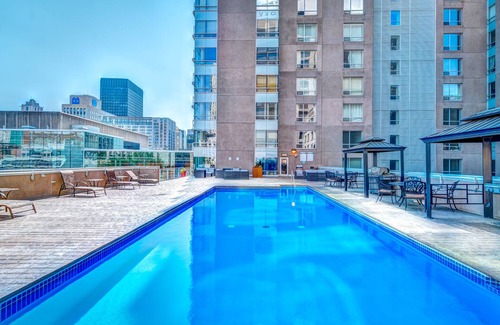 Old Montreal Apartment | One Bedroom Furnished Apartment- Old Port Montreal