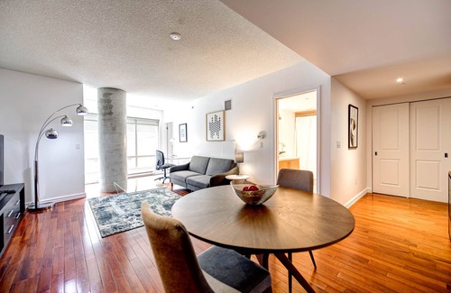 Old Montreal Apartment | One Bedroom Furnished Apartment- Old Port Montreal