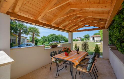 Municipality of Zminj House | One-Bedroom Holiday Home In Zminj