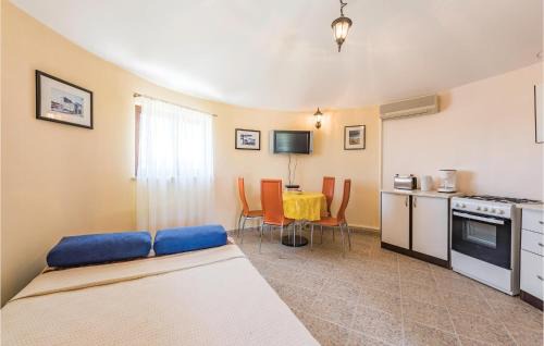 Municipality of Zminj House | One-Bedroom Holiday Home In Zminj