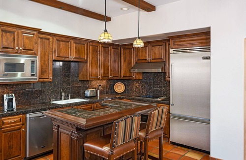 Carlsbad Villa | One Bedroom Villa Suite with King Bed at Omni La Costa Resort