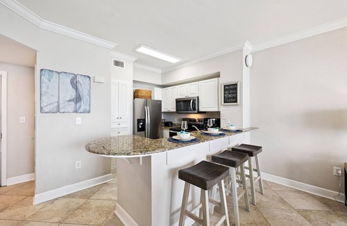 El Centro Beach Condo | One King master and LR on beach, 2 Baths, Near Pier Park, Free Beach Chairs