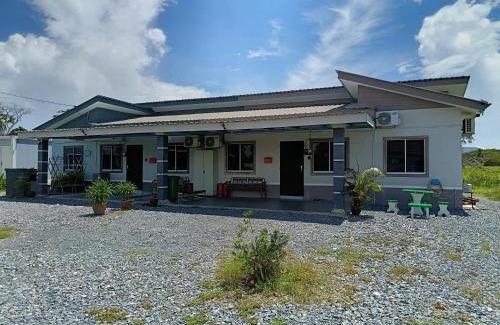 Pauh House | One Lot - Lodging One