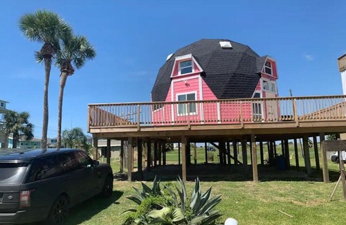 Galveston House | One of a kind Dome house