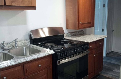 Mosswood Apartment | One room place - West Oakland