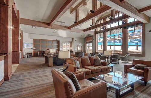 Peak 8 Apartment | One Ski Hill Place 8307 - Ski-In Ski-Out Apartment