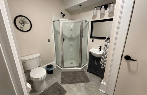 Barre Apartment | One Zero Five Stay 302