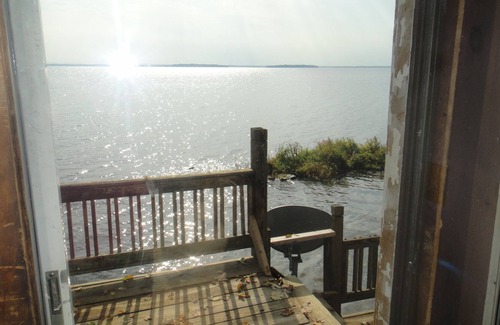 Constantia House | Oneida Lake-Private sleeps six brand new ac in brms - 20 MILES N OF SYRACUSE