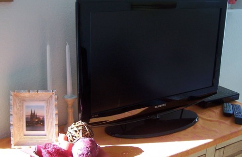 Deutz Apartment | Only 750 meters to the fair! Close to the cathedral!