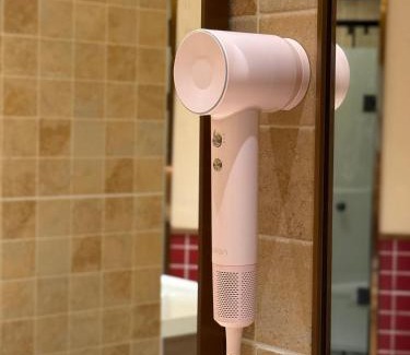 Zhujiang New Town Hotel | Only Female WOPING HOTEL GUANGZHOU TAIKOO