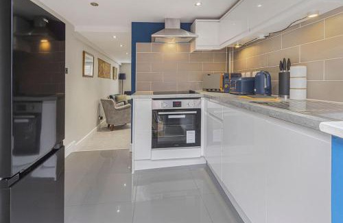 Piltdown House | OnSiteStays - Cute Cottage In Barcombe