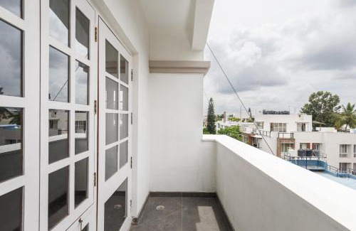 D Costa Layout Apartment | Onyx Apartment 303 by StayJade 3BHK AC Nr MG Road