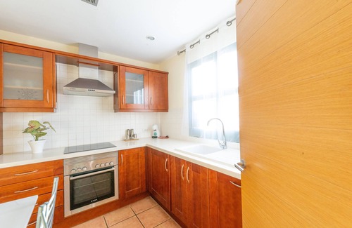 San Miguel de Abona Ski Chalet | Oportunidad Villa Adosada de Estilo Mejicano con Piscina! A100 m de la Playa!