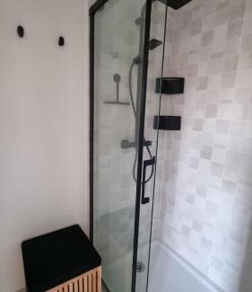 Boucau Apartment | Opporak