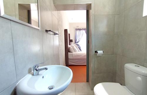 Ekurhuleni House | OR Tambo Stay Unit 2