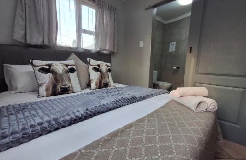 Ekurhuleni Apartment | OR Tambo Stay Unit 3