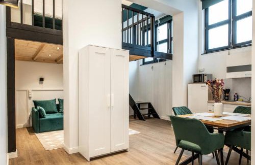 Kreuzberg Apartment | Oran Apartment 2