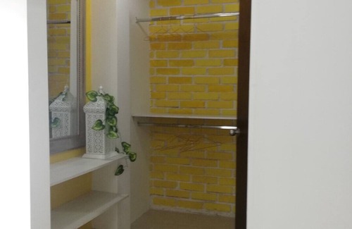 Cali Apartment | Orange blue suite (para dos personas)