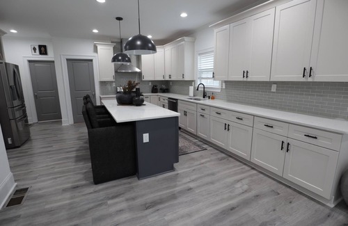 Church Street House | Orange on Knighton~Tranquil 4-bedroom house close to Hartsfield-Jackson Airport