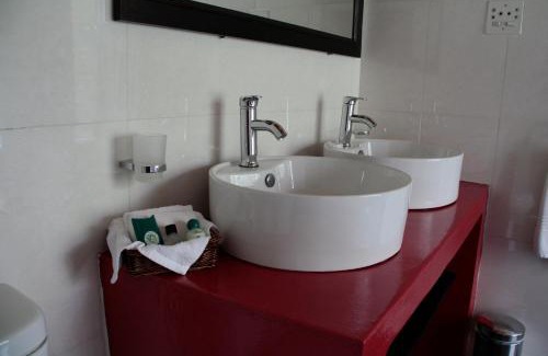 Kylemore House | Orange-Ville Lodge & Guesthouse