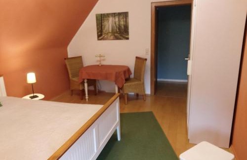 Maring-Noviand Bed & Breakfast | Orangerie Zimmer Gehaichnishof 7born