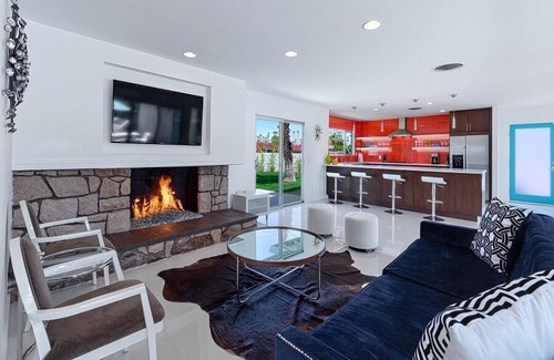 Tahquitz River Estates House | Orangetini Mid-Century Hollywood Regency Style Retreat - Last Minute Specials!