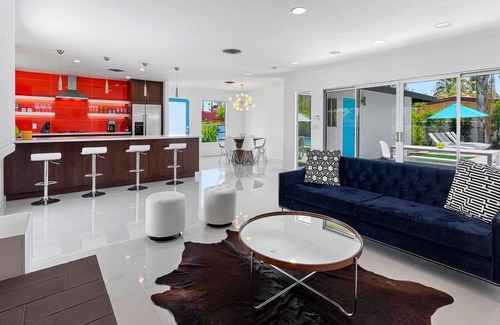 Tahquitz River Estates House | Orangetini Mid-Century Hollywood Regency Style Retreat - Last Minute Specials!