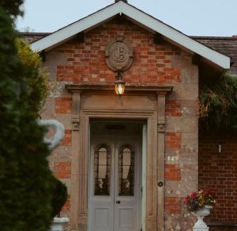 Lisnagunogue House | Oranmore