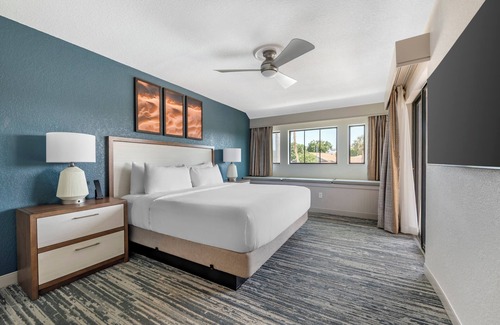 West Kissimmee Hotel | Orbit One Vacation Villas