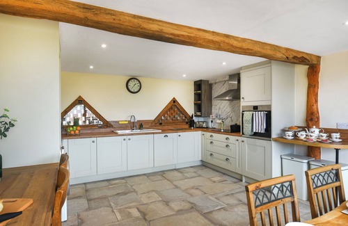 Bridgnorth Cottage | Orchard Barn - UK47458