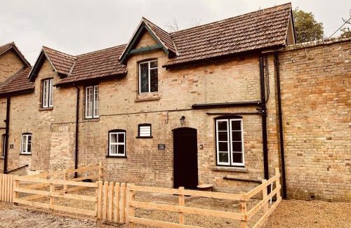 Furzebrook House | Orchard Cottage