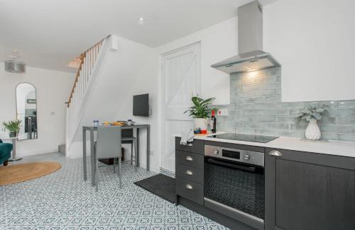 Furzebrook House | Orchard Cottage