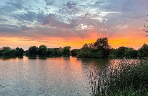 Rochford House | Orchard House - Uk48580