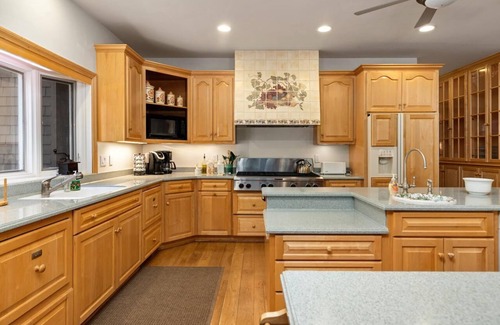 Nellysford House | Orchard House with Wintergreen Advantage