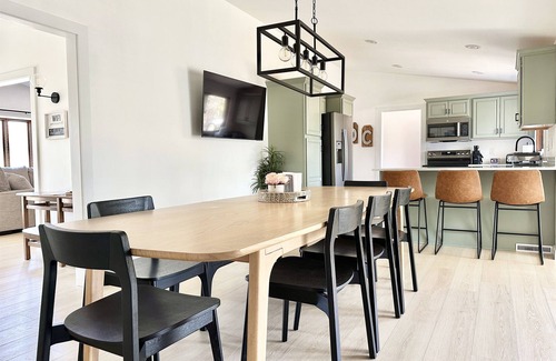 Fish Creek House | Orchard Ranch - Fish Creek | Sleeps 10 Trails Coffee Bar Snowshoes