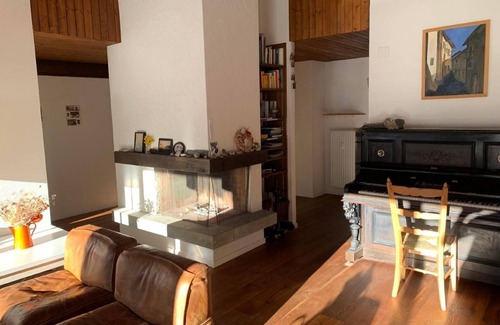 Acletta Apartment | Original, child-friendly, spacious flat
