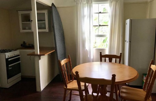 Pottsville House | Original Surf Cottage in heart of Pottsville Beach