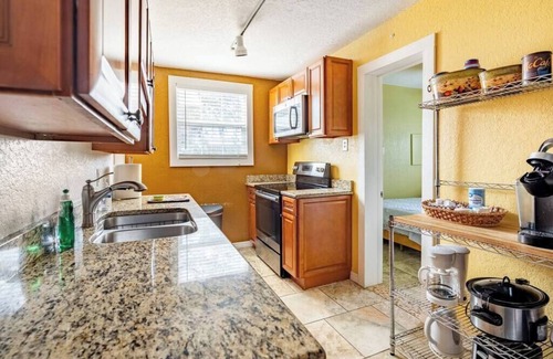 Sanford House | Orlando Area Vacation Rental