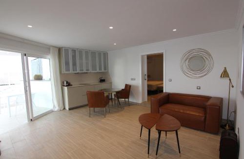 Puerto del Carmen Hotel | Orly Club Coral Arena Dorada